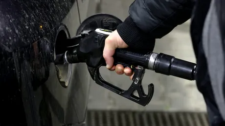 Reducerea de 25% a accizei pentru motorină a expirat la 1 octombrie. Cât costă acum un litru de motorină?