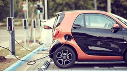 2026: Este legal să parchezi pe un loc unde se încarcă mașinile electrice dacă ai diesel sau benzină?