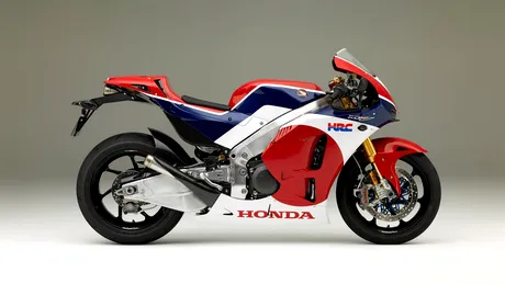 Honda face o versiune de stradă a motocicletei lor de MotoGP. Preţul? 188.000 de euro