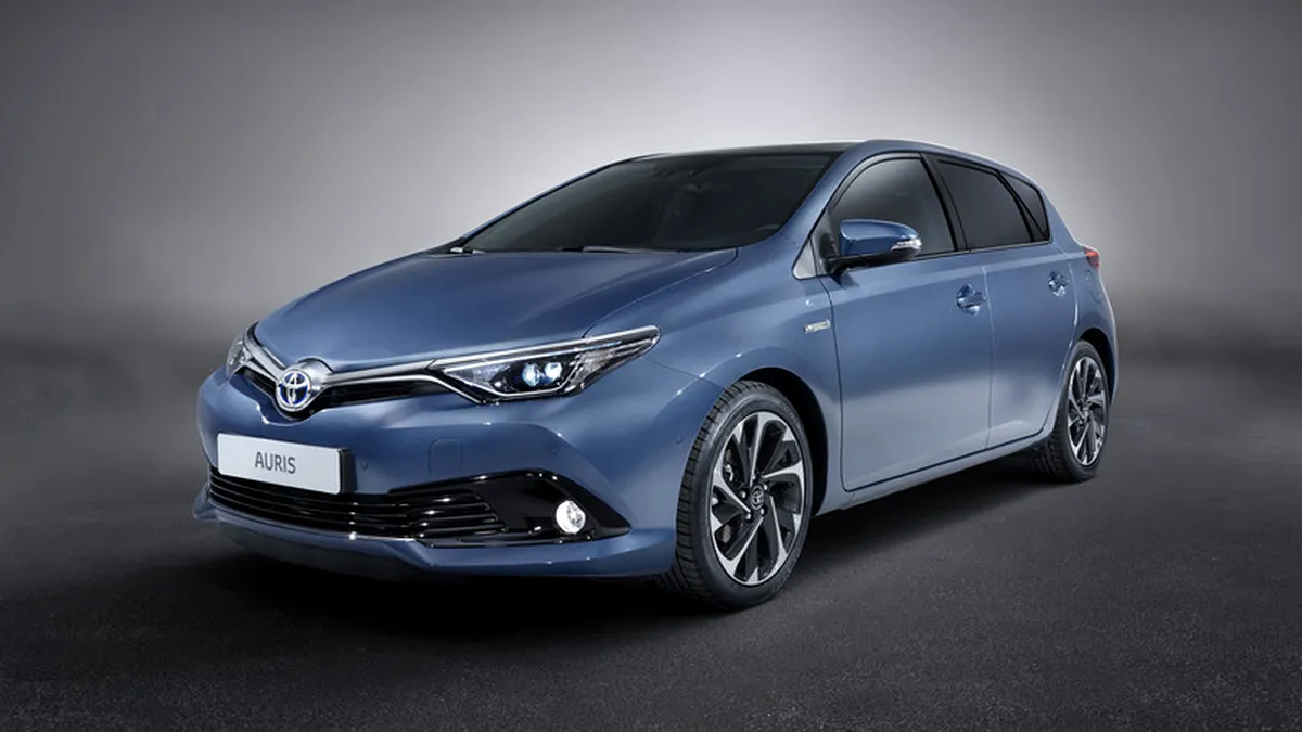 Toyota Auris facelift debutează la Geneva cu o faţă nouă şi un interior revizuit. UPDATE