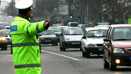 Te-a prins fără rovinietă? Află în cât sunt obligaţi să-ţi trimită amenda de la încheierea procesului-verbal