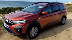 Britanicii susțin că Dacia Jogger este cea mai bună mașină de familie second-hand, dar și cel mai bun hibrid uzat. Care este cea mai bună mașină la mâna a doua la general?