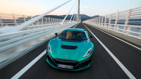 Rimac Nevera este prima mașină care traversează podul Pelješac