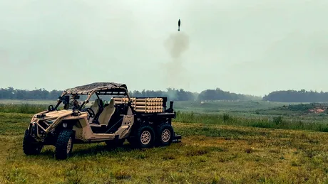 Un „buggy” letal: Pușcașii marini americani achiziționează sisteme Scorpion Light echipate cu mortiere