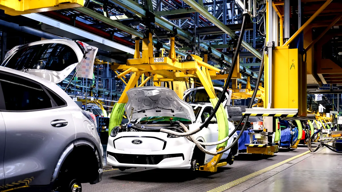 Viitorul SUV al Ford pentru Europa va fi dezvoltat pe o platformă Geely, ca urmare a parteneriatului dintre cele două entități