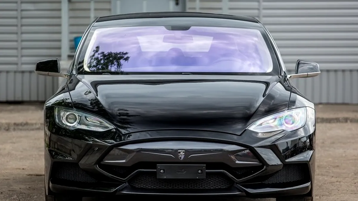 Tesla reinventează ștergătorul de parbriz