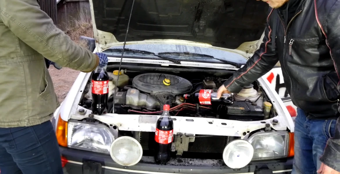 VIDEO Reacţia motorului spune tot după exprimentul cu cola