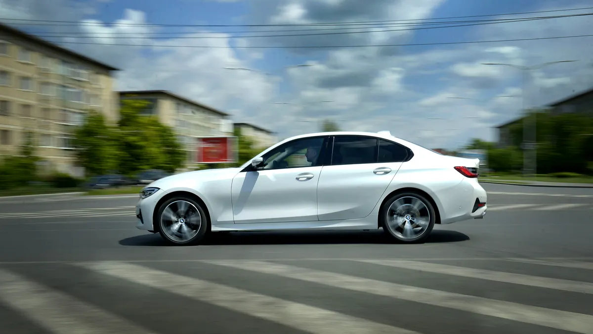 Test drive BMW 320d xDrive - O reuşită germană în clasa medie - GALERIE FOTO