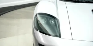 Supercarul care i-a aparținut lui Paul Walker se vinde cu aproape 1 milion de dolari. Are sub 2.000 de mile la bord