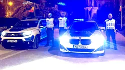 2026: Dacă mașina are „pozițiile” sau DRL aprinse, mai trebuie să pornești și faza scurtă? Diferența între cele trei tipuri de lumini