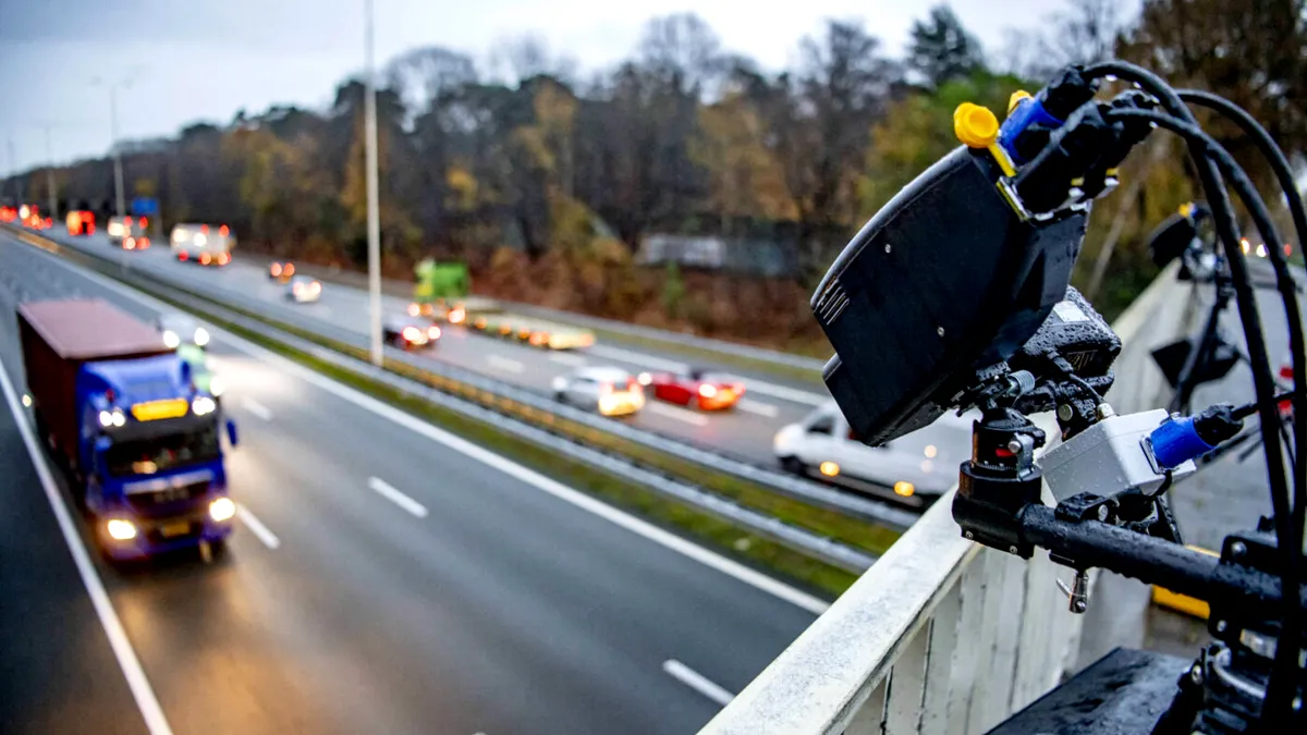 Cu câți km/h poți depăși viteza legală în 2025 fără să fii amendat. Regula din noul Cod Rutier