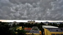 Cod roșu de vijelii în vestul României. Alte 5 județe, sub cod portocaliu de instabilitate atmosferică