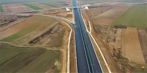 CNAIR schimbă standardele pentru drumurile expres: bandă de urgență și alveole la intervale de până la 3 km