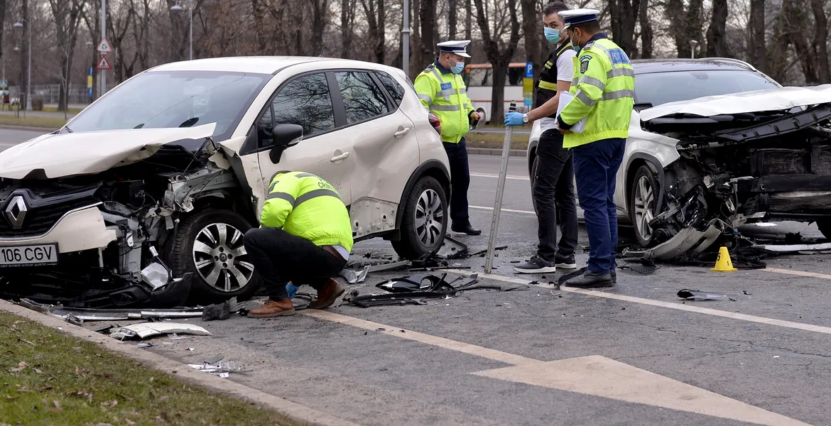 Polița CASCO 2025: Ce riscuri acoperă și cum alegi cea mai bună ofertă pentru mașina ta