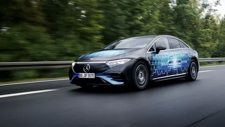 Peste 1200 de km cu o singură încărcare: Mercedes EQS testat cu baterii solid-state