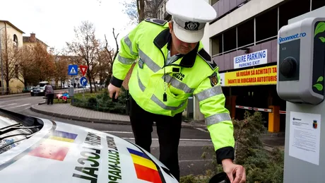 Primul oraş din România unde poliţiştii vor patrula cu maşini electrice - GALERIE FOTO