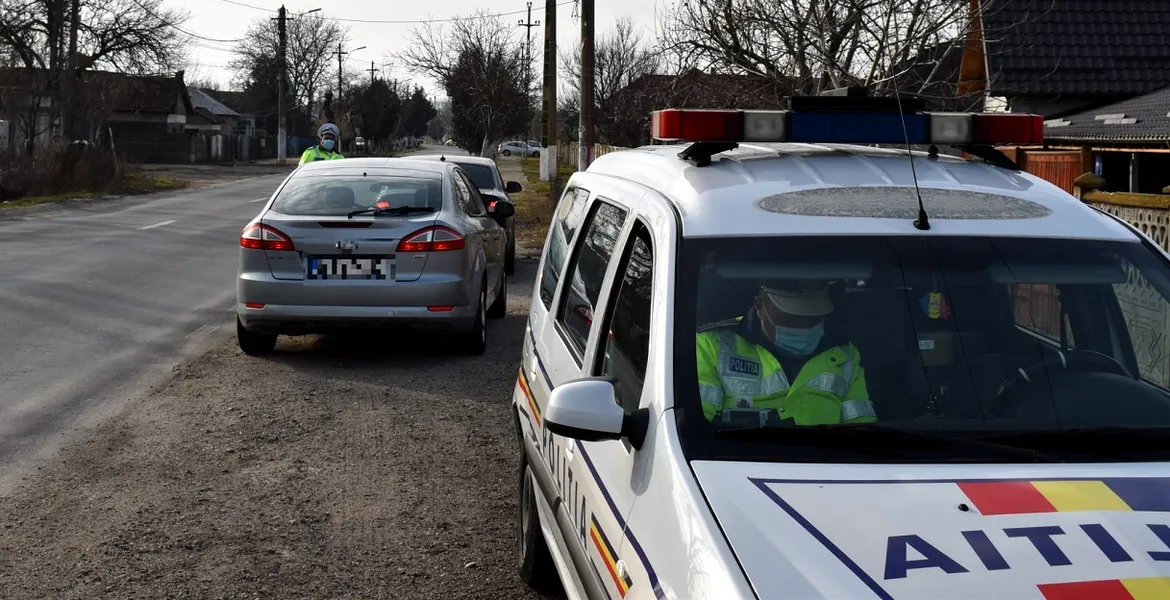 În intervalul 2-4 aprilie polițiștii rutieri au aplicat 4.901 de sancțiuni