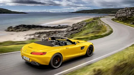 Familia AMG GT are un nou membru: Mercedes-AMG GT S Roadster. Răsfăţatul gamei se mândreşte cu 522 de CP - FOTO