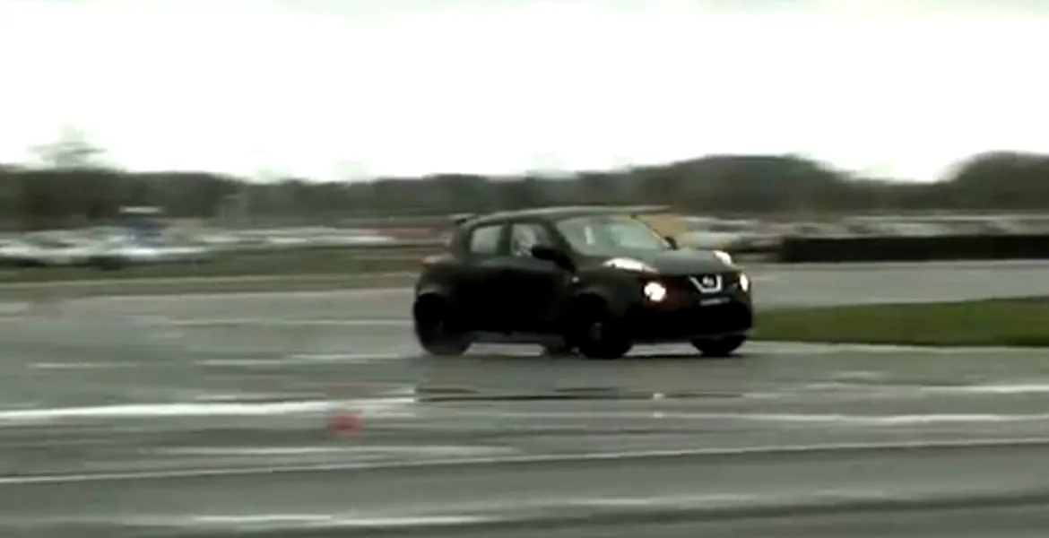 VIDEO: în forjă, pe Silverstone, cu Nissan Juke-R