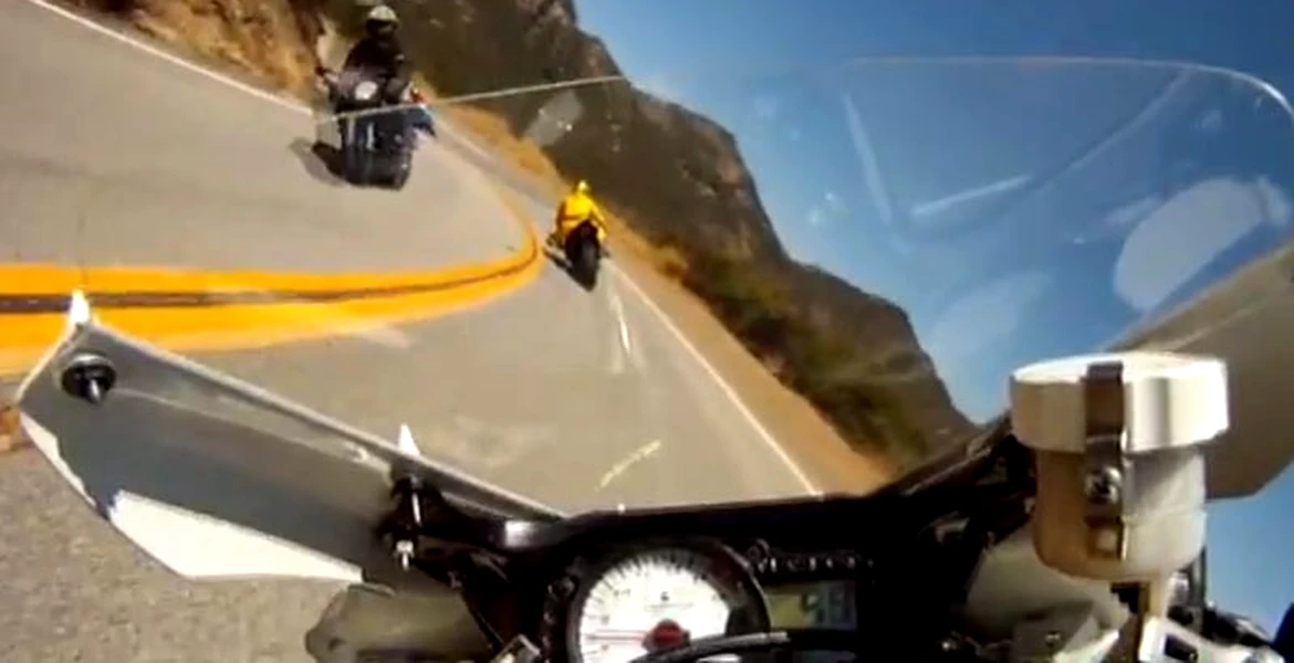 VIDEO: Accident filmat LIVE între două motociclete!