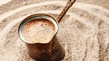 De ce turcii fac cafea la nisip?