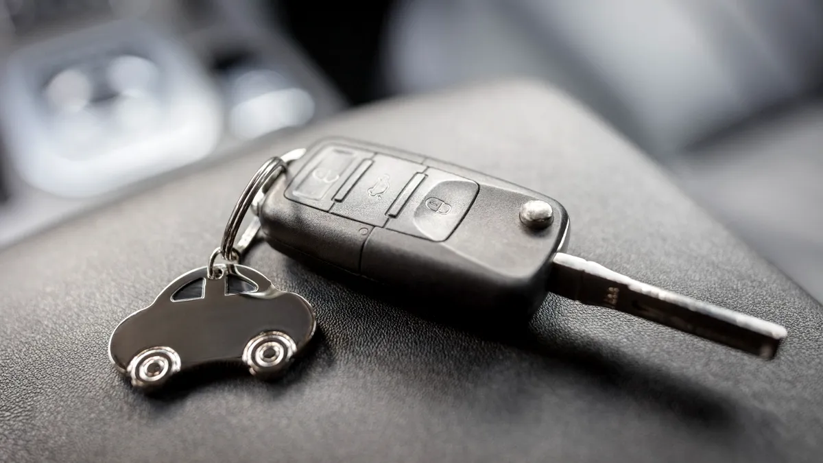 Trebuie să ai impozitele la zi și amenzile achitate, dacă vrei să îți cumperi mașină. Se anunță noi reforme din partea Guvernului