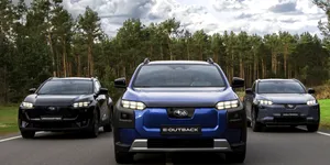 Ce mașini vor putea vedea românii la Salonul Auto București 2026. Printre participanți se numără modele Nissan, Subaru, BYD, Leapmotor și un Ford de 456 CP