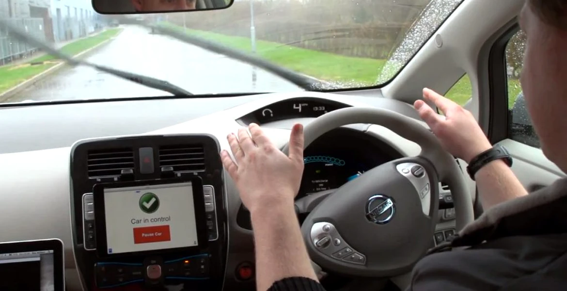 VIDEO: Maşina autonomă controlată prin iPad