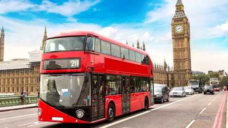 Autobuzele supraetajate din Londra devin ambulanțe