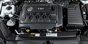 UE s-a răzgândit și nu mai interzice motoarele diesel. Dar impune anumite condiții