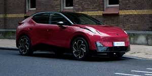 SUV-ul Lynk & Co 02 a obținut calificativul maxim la testele de siguranță Euro NCAP