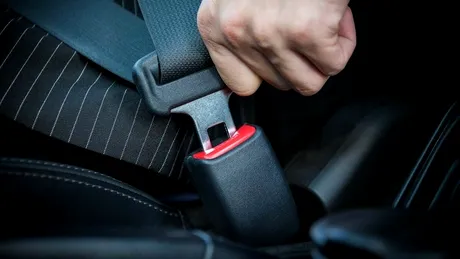 Se declanşează airbag-ul dacă nu am centura pusă? Demontarea unui mit urban - VIDEO