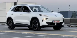 MG S5, SUV-ul electric cu tracțiune spate care concurează cu Hyundai Kona Electric și Kia EV3