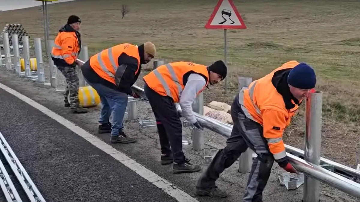 Cum arată noile sisteme de parapete mobile montate pe DN1. CNAIR: Este unul dintre cele mai sigure | VIDEO