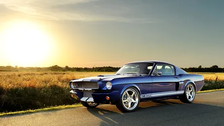 Frumuseţe fără bătrâneţe: Shelby GT350, reinventat de Classic Recreations