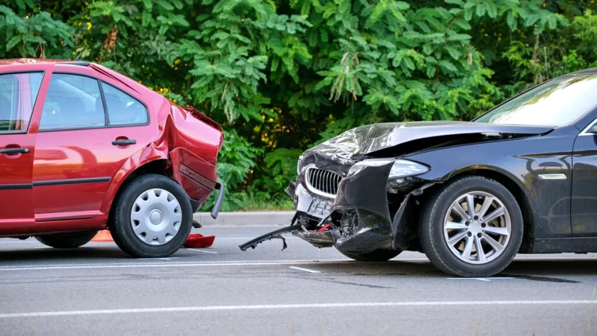 De ce se scumpesc asigurările: În România se înregistrează de două ori mai multe accidente decât în Ungaria