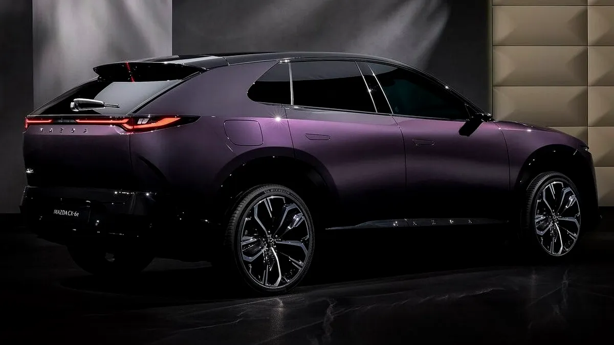 Mazda CX-6e, alternativa japoneză la Audi Q6 e-tron, ajunge în Europa