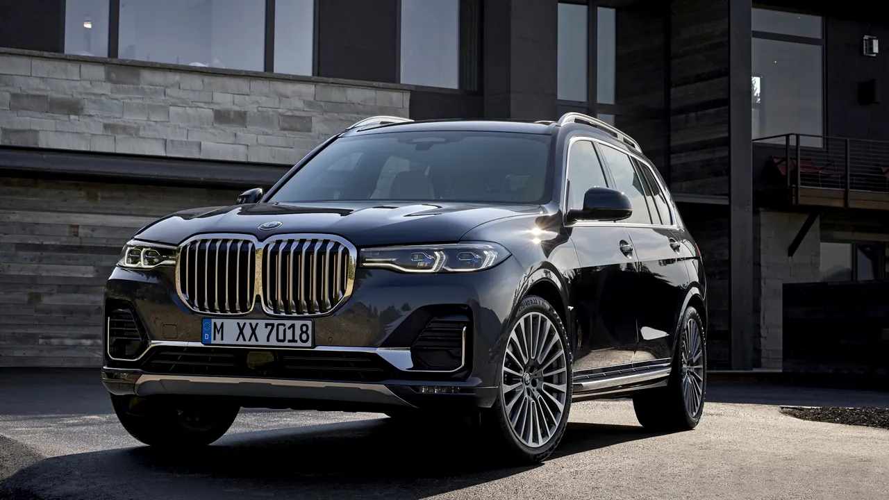 BMW X8 M - BMW X7 1 