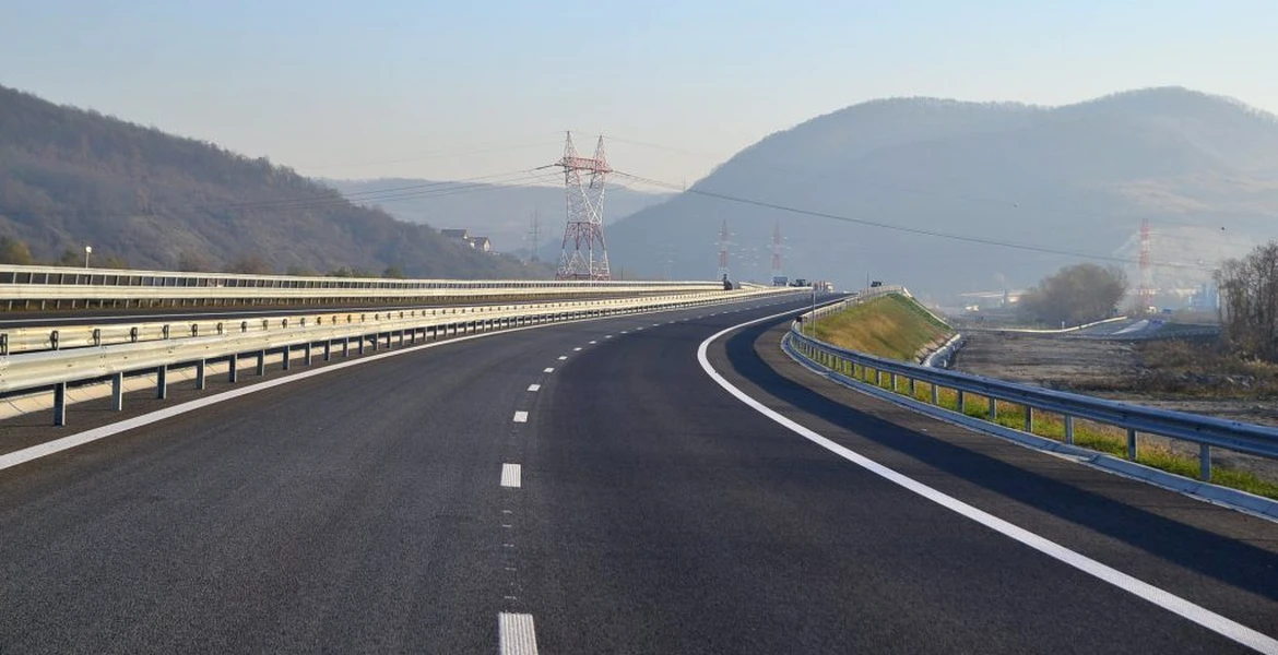Preţ dublu în doar un an. 9,2 kilometri de autostrada vor costa 45 de milioane de euro