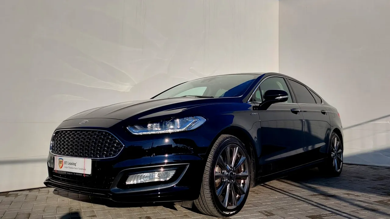 cu-cat-vinde-bt-leasing-un-ford-mondeo-masina-este-una-in-echipare-vignale-de-top 27 