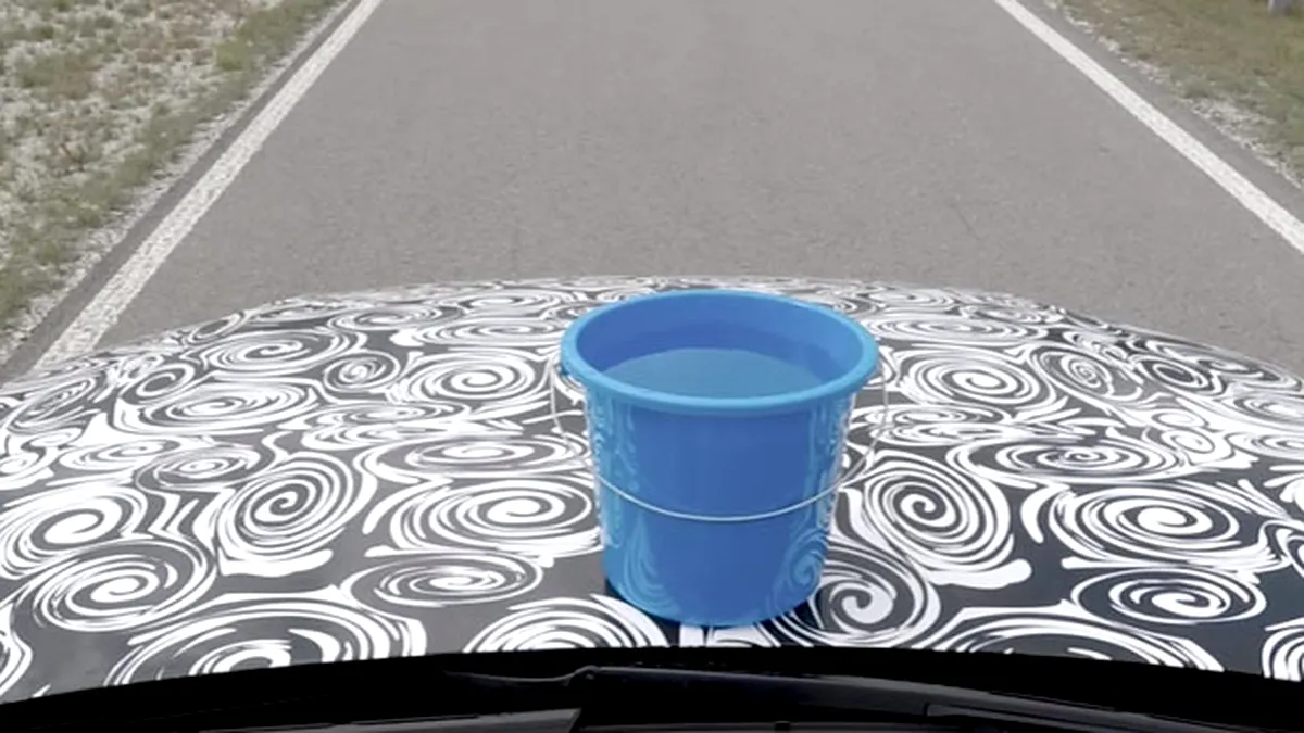 Noua generaţie A8 pică testul găleţii. Bonus: testul trabucului - VIDEO