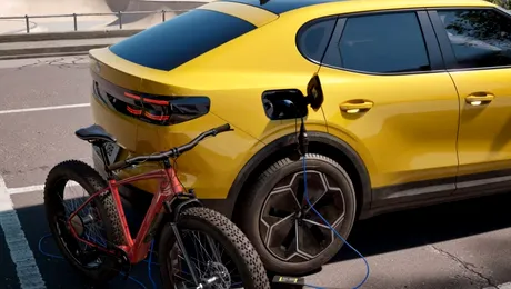 Ford Capri primește baterie LFP, autonomie mai mare și tehnologii noi. Cum se poziționează față de CUPRA Tavascan