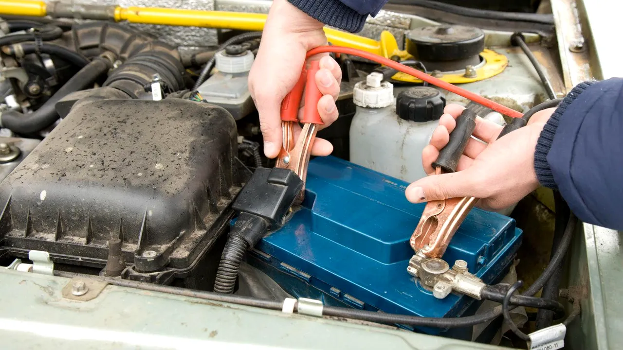 1-car-battery 