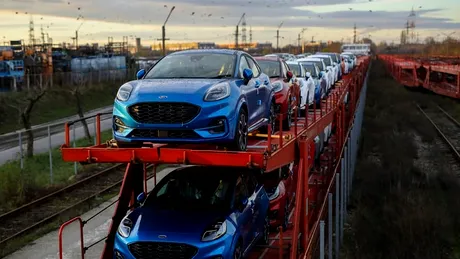Ford opreşte producţia pentru câteva zile la Craiova