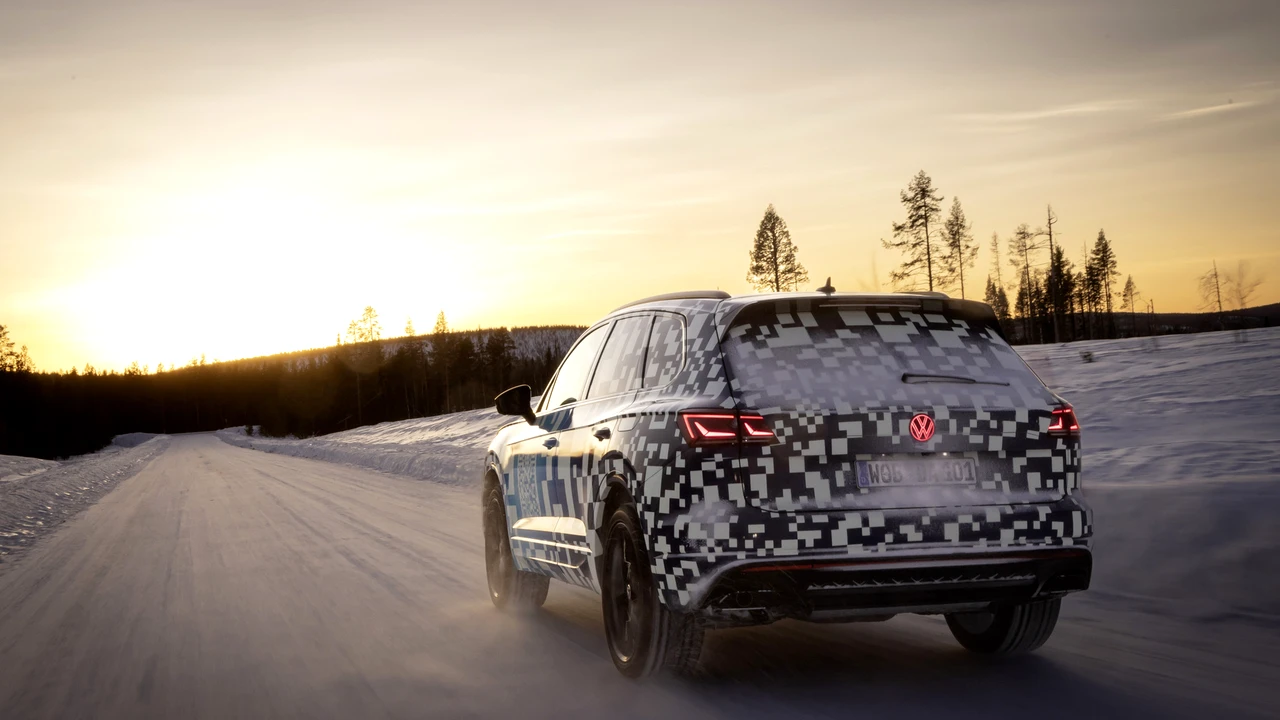 Imagini cu noul Volkswagen Touareg la cercul arctic - GALERIE FOTO