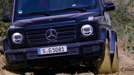 Lux, rafinament şi versatilitate. Cum se conduce Mercedes-Benz G-Class 2019 prin noroi - VIDEO