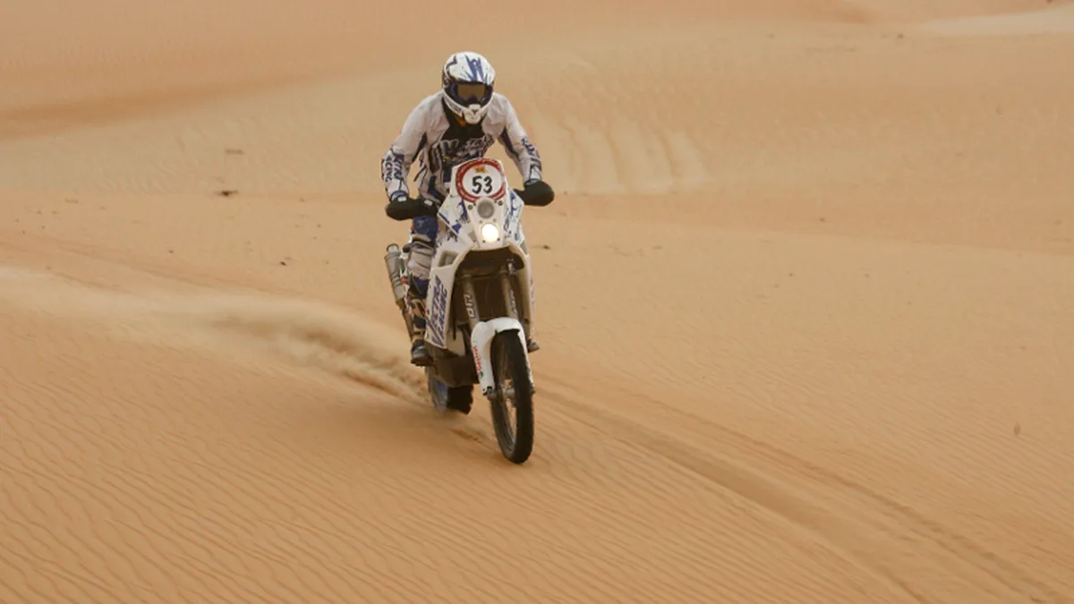 Mani Gyenes pe podium la Abu Dhabi Desert Challenge