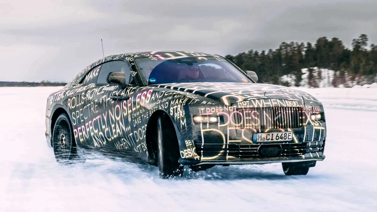 Spectre, primul model 100% electric Rolls-Royce, testat în condiții extreme de iarnă