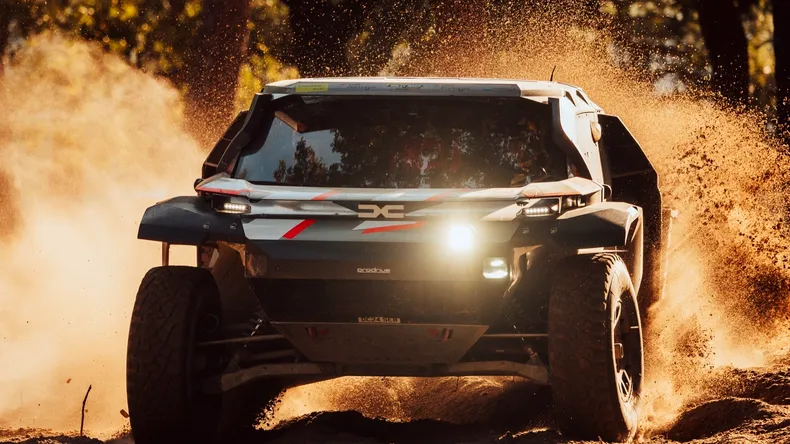 Nasser Al-Attiyah duce Dacia Sandriders în Portugalia pentru un nou pas spre titlul mondial