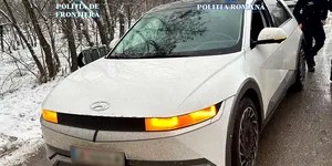 Hyundai Ioniq 5 de 170.000 de lei, căutat în Austria, oprit în trafic în Dolj. Șoferul avea mandat european de arestare
